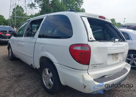 2005 Dodge Grand Caravan from USA, damaged, VIN 2D4GP44L65R112100